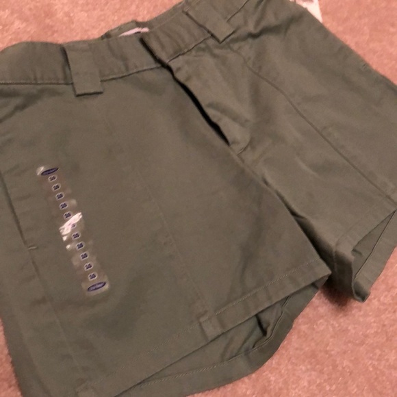 Girls shorts Size 10 - Picture 7 of 8